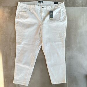 NWT Wit & Wisdom White Stretchy High Rise Ankle Skimmer